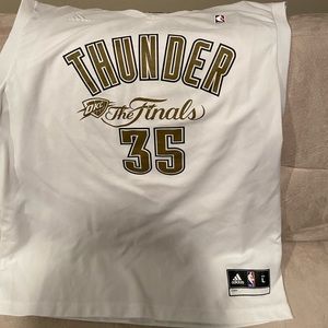 Vintage special collectors edition KD jersey
